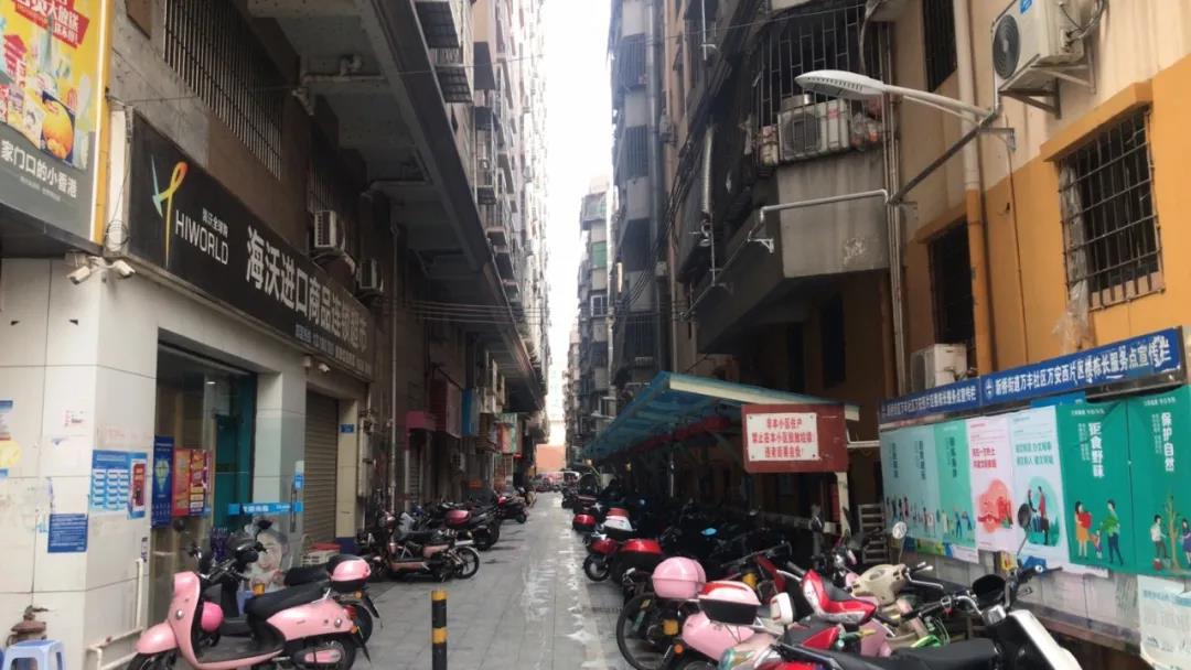深圳小产权房！偷偷卖照样火，刚需可自住可博拆迁
