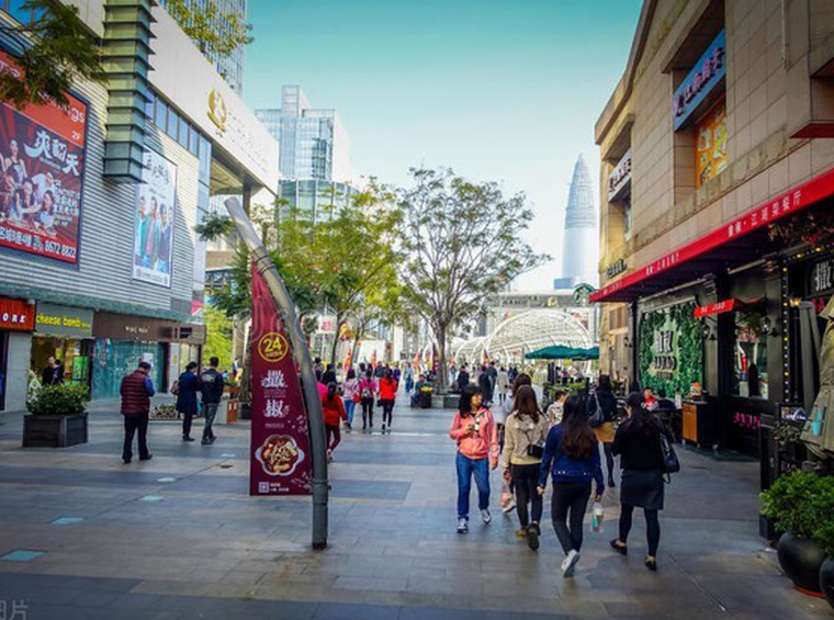 深圳石岩门面跌了六成，想做生意去石岩随便找，不用喝茶费转让费