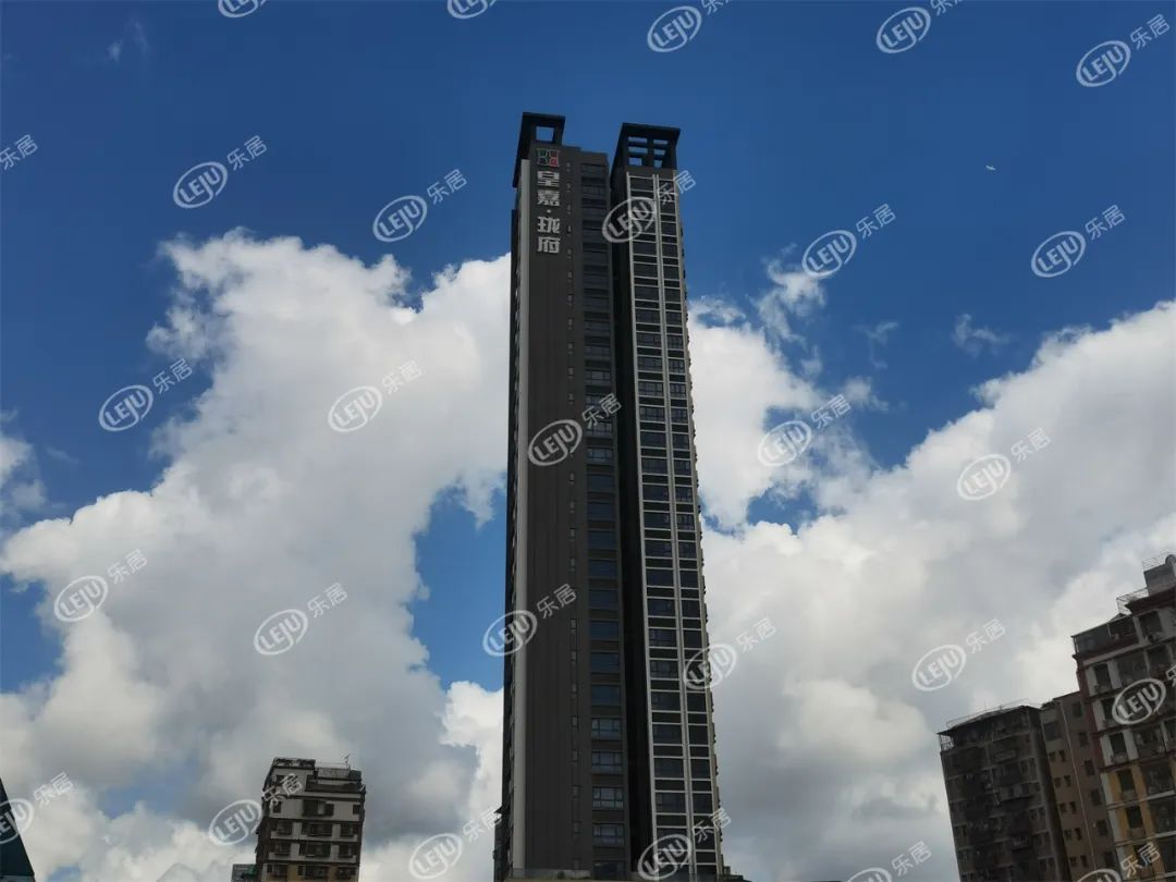 龙华“捂盘”王熬成现房，近期复活？