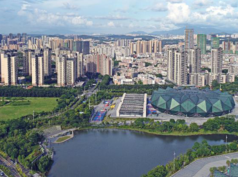 2025年，龙岗基本建成深圳城市东部中心........