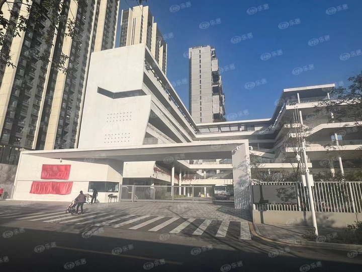 红岭实验小学侨安校区